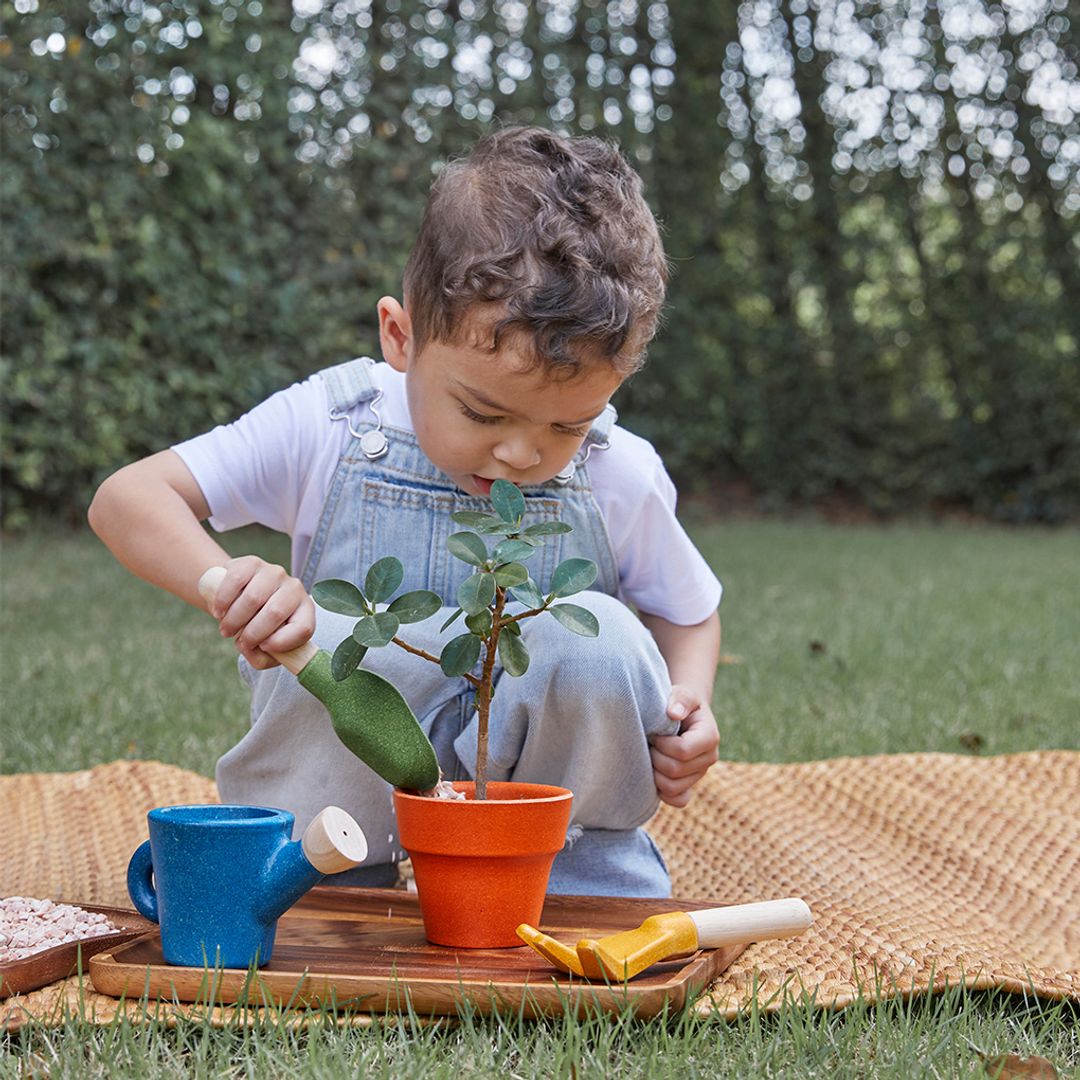 PlanToys Sustainable Non-Toxic Kids' Gardening Set