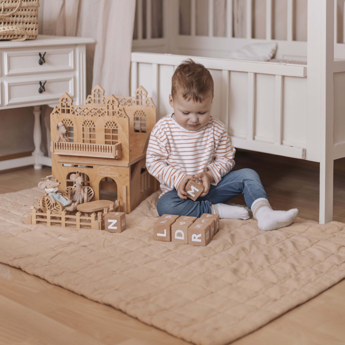 Anna Reversible Washed Cotton Baby Blanket – Terracotta, Medium