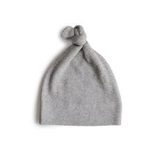 Load image into Gallery viewer, Mushie Organic Cotton Ribbed Baby Beanie

