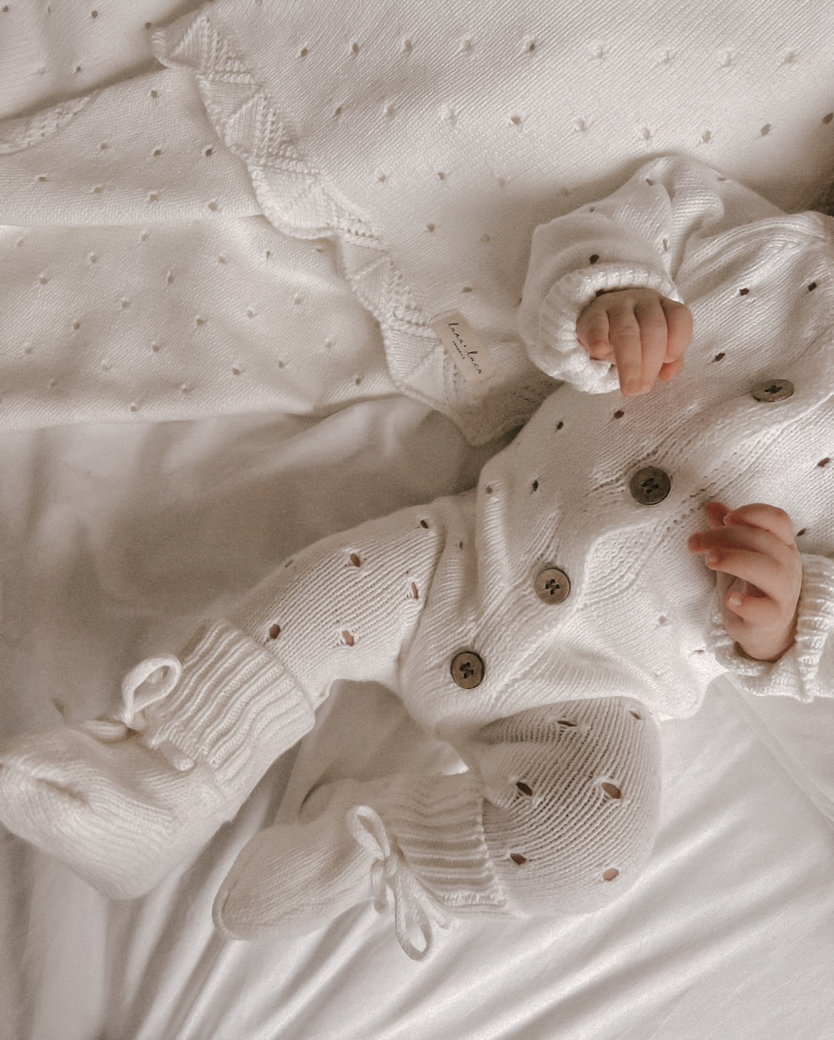 Luca + Luna Bring Me Home Organic Knit Coming Home Outfit | Cloud Bundle White