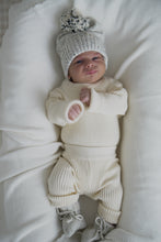 Load image into Gallery viewer, Luna + Luca Pom Beanie - Black Speckle
