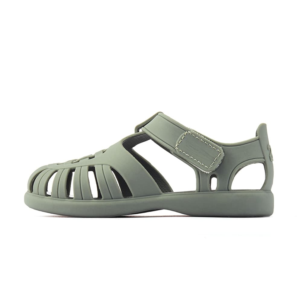 Coral Kids' Sandals – Waterproof, Recycled Materials, Non-Slip