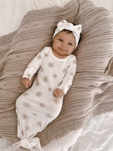 Load image into Gallery viewer, Luna + Luca Floral Baby Girl Bamboo Knotted Gown + Bow
