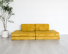 Load image into Gallery viewer, Figgy Modular Play Couch - Certified Safe Materials Made in USA

