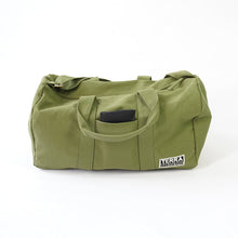 Load image into Gallery viewer, Terra Thread Aarde Eco-Friendly Gym Sports Camp Weekender Duffle Bag
