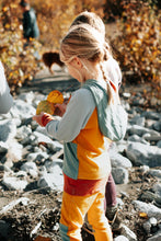 Load image into Gallery viewer, Kids Free Range Merino Hoodie
