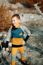 Load image into Gallery viewer, Kids Free Range Merino Hoodie

