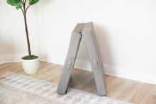 Load image into Gallery viewer, Velcro Base Pillow Pack
