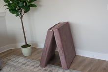 Load image into Gallery viewer, Velcro Base Pillow Pack
