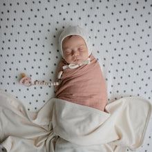Load image into Gallery viewer, Mushie Organic Cotton Ribbed Baby Blanket

