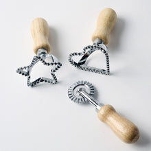 Load image into Gallery viewer, Cookie Cutter Set – Plastic Free – Kid Safe
