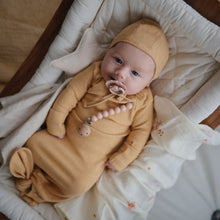 Load image into Gallery viewer, Mushie Organic Cotton Ribbed Baby Bonnet
