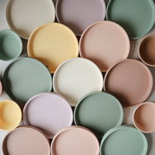Load image into Gallery viewer, Classic Silicone Suction Plate
