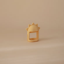 Load image into Gallery viewer, No-Drop Sun Teether (Sunshine)
