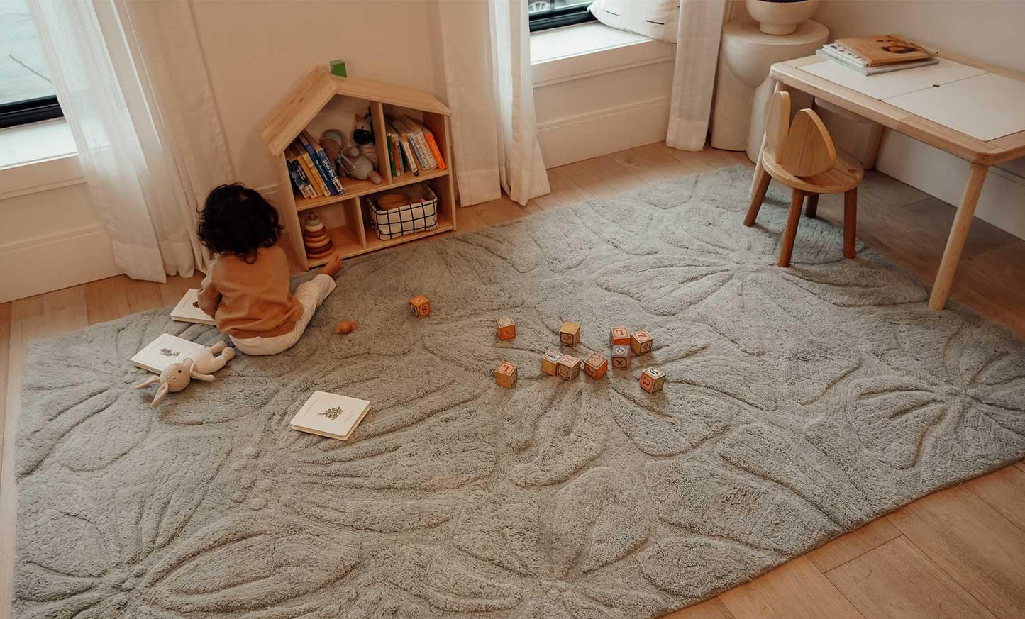 Sage & Wild Floral Field Washable Wool Rug - RWS Certified New Zealand Wool with Raised Floral Design