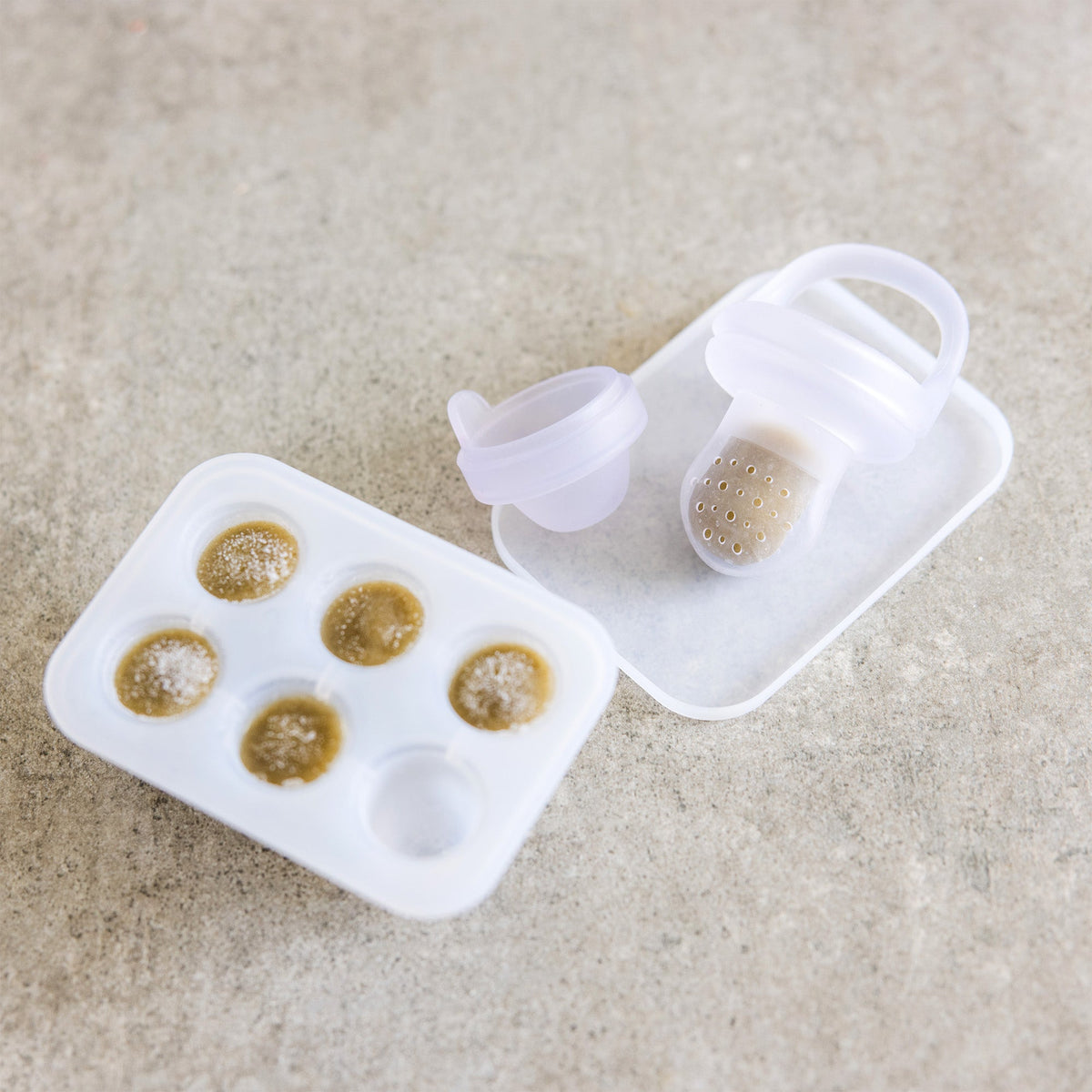 Olababy Silicone Baby Food Feeder Set and Teether, Freezer Tray with Lid