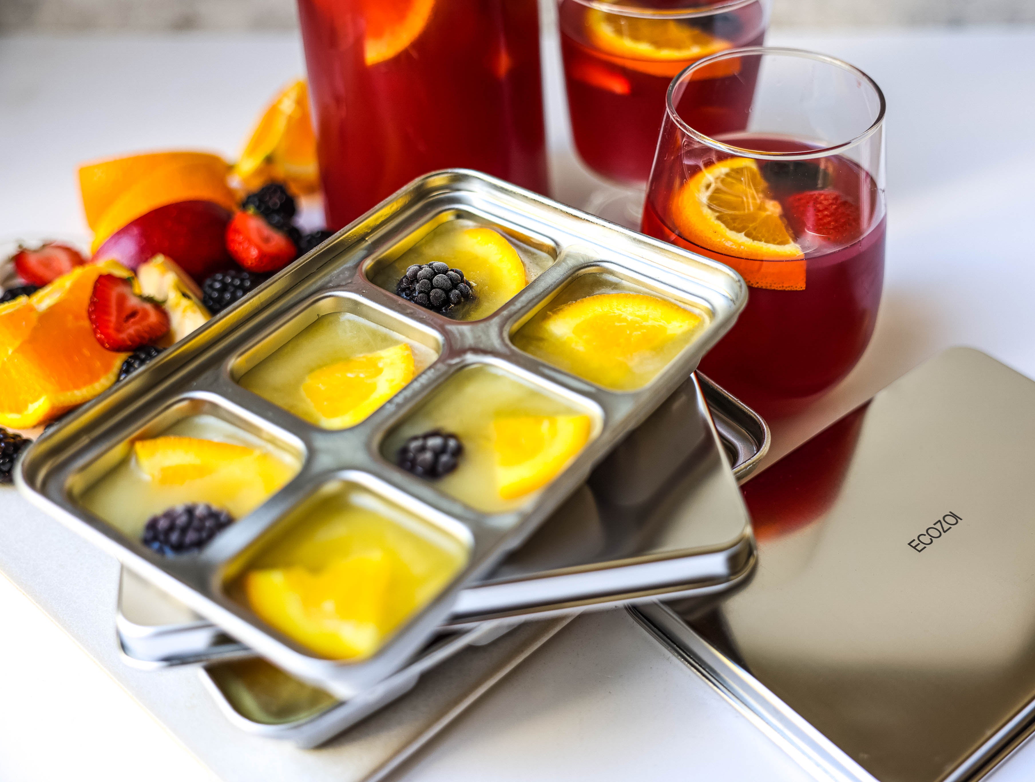 Ecozoi Stainless Steel Ice Cube Trays, 12 Large Cubes, 2 Pack - Thumbnail 3