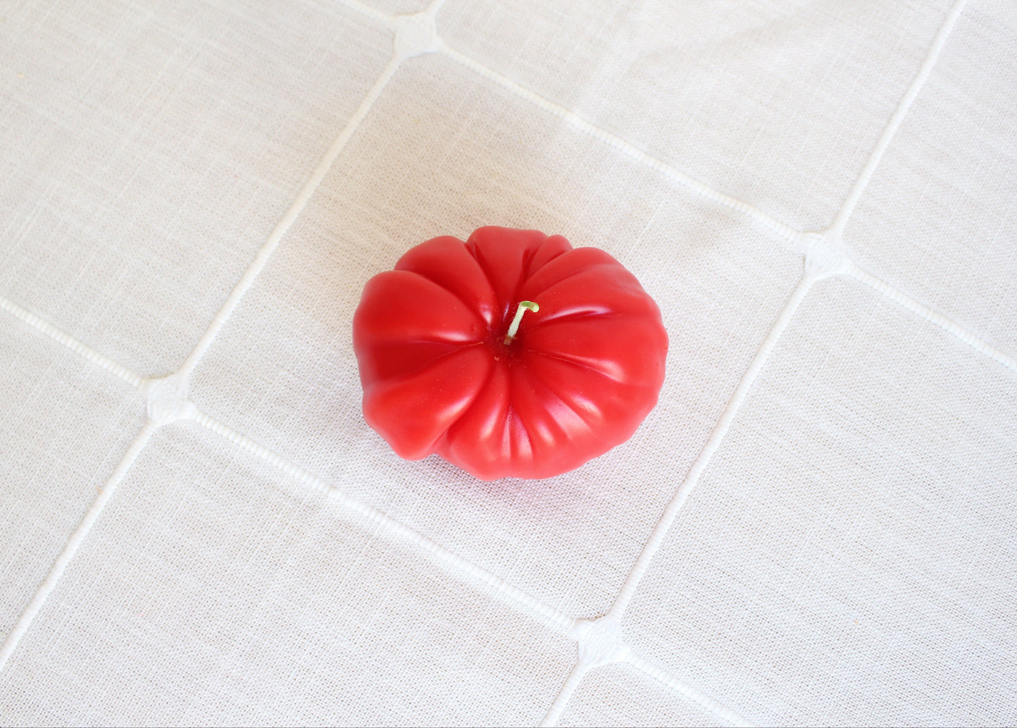 EXTRA LARGE HEIRLOOM TOMATO BEESWAX CANDLE