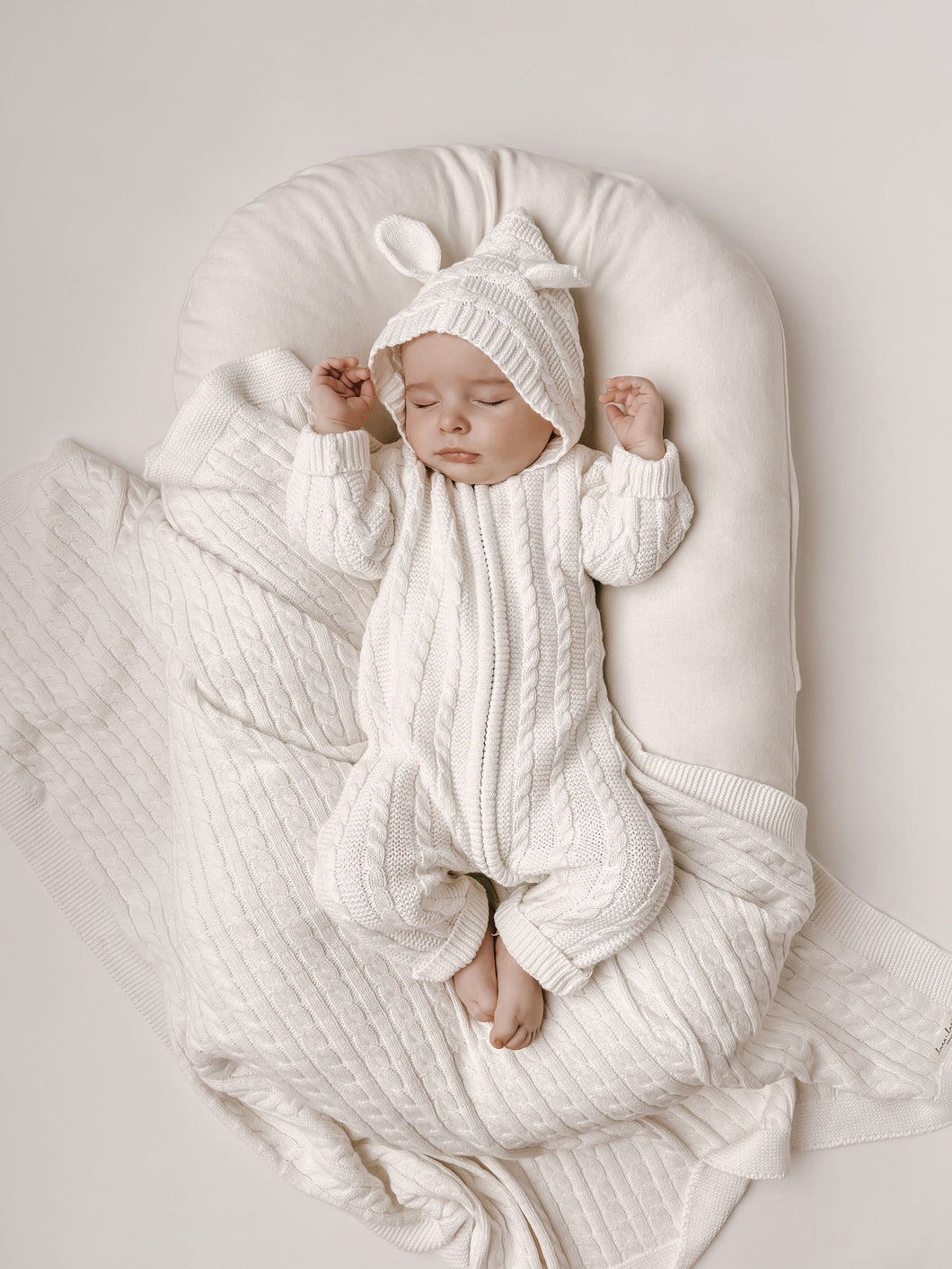 Luna + Luca Organic Cotton Baby Bear Knit Jumpsuit - White