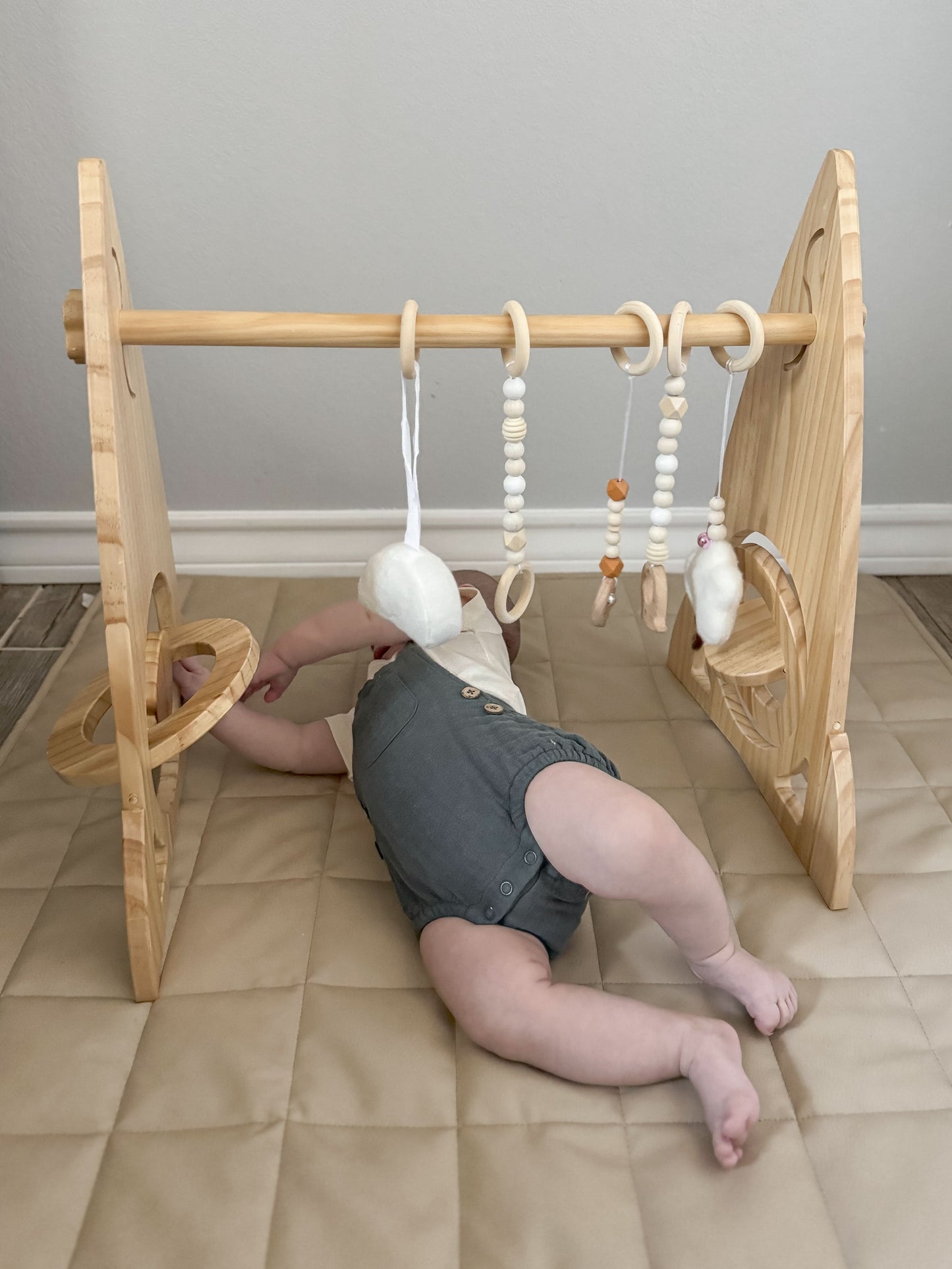 Avenlur Rocket - Eco-Friendly Wooden Baby Gym