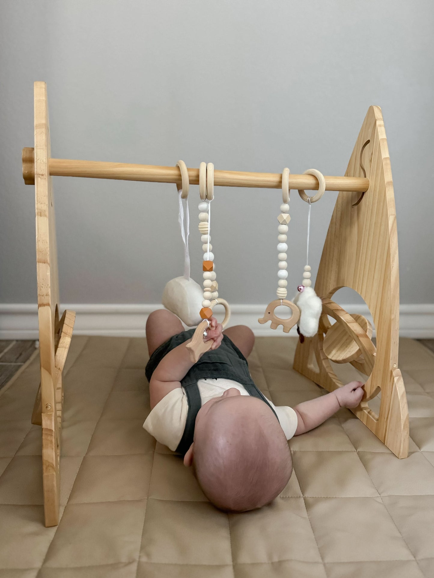 Avenlur Rocket - Eco-Friendly Wooden Baby Gym