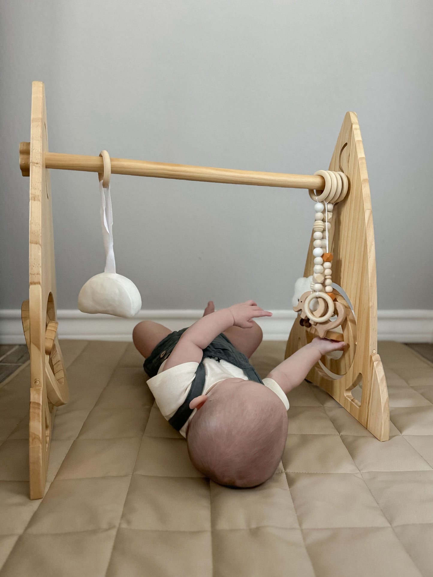 Avenlur Rocket - Eco-Friendly Wooden Baby Gym