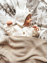 Load image into Gallery viewer, Luca + Luna Bring Me Home Organic Knit Coming Home Outfit | Cloud Bundle White
