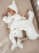 Load image into Gallery viewer, Luca + Luna Bring Me Home Organic Knit Coming Home Outfit | Cloud Bundle White
