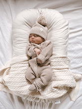 Load image into Gallery viewer, Luna + Luca Organic Cotton Cable Knit Gender-Neutral Baby Receiving Blanket - White
