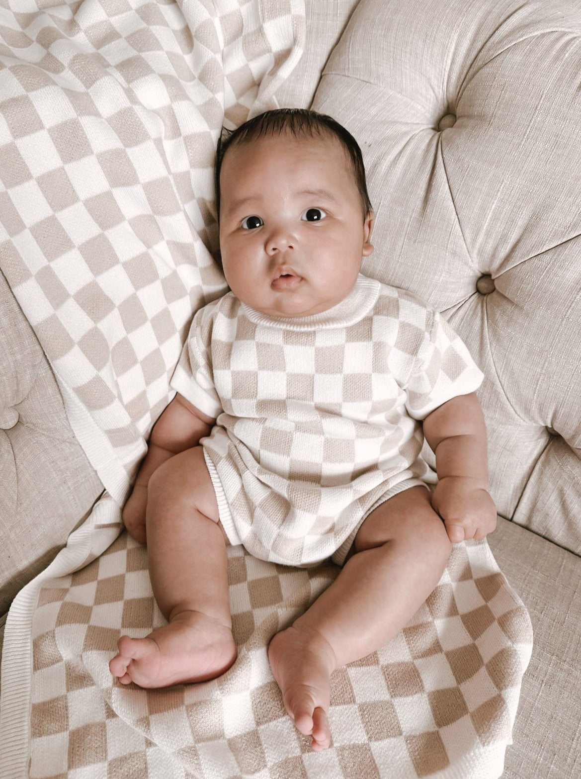 Luca + Luna Organic Cotton Checkered Baby Romper - Beige and White
