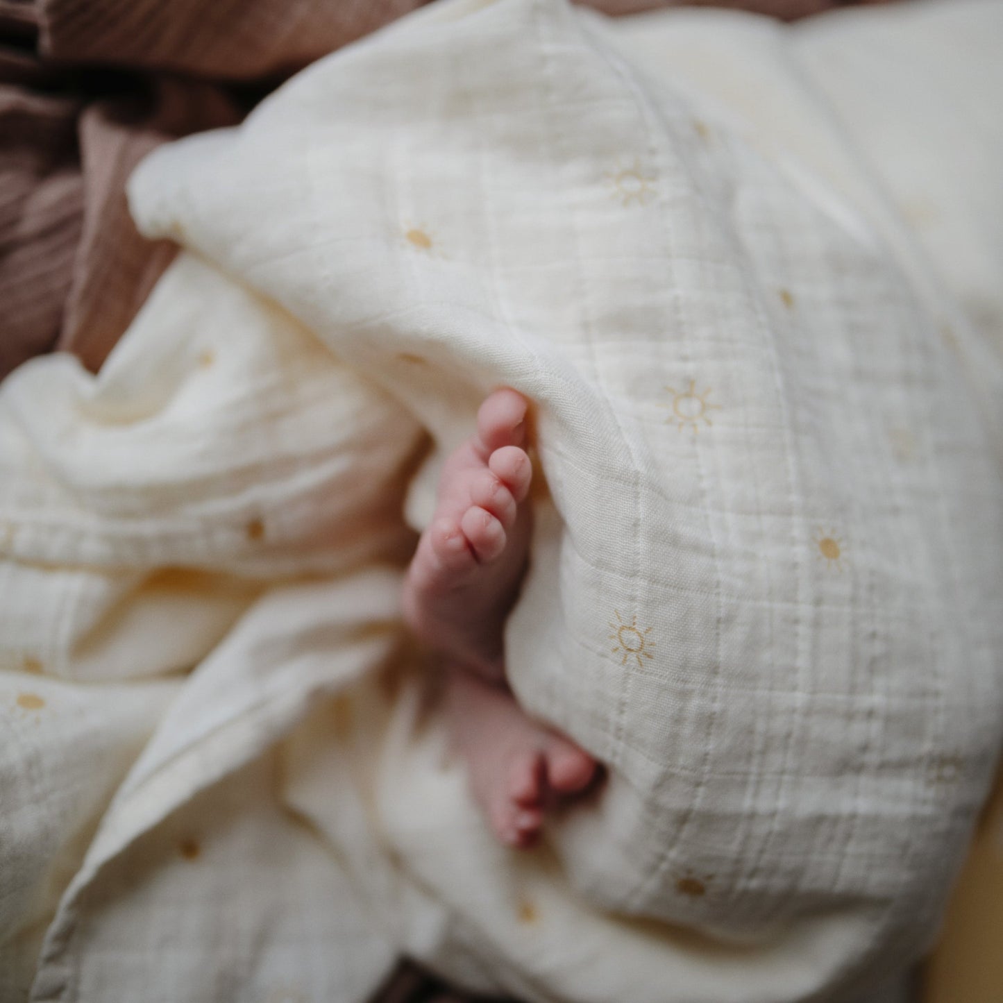 Mushie Organic Cotton Muslin Swaddle Blanket