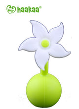 Load image into Gallery viewer, Haakaa Gen 2 Silicone Breast Pump with Suction Base 4 oz and Silicone Flower Stopper Set
