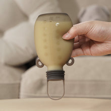 Load image into Gallery viewer, Haakaa Happii Bear Silicone Milk Storage Bag (9oz/260ml)
