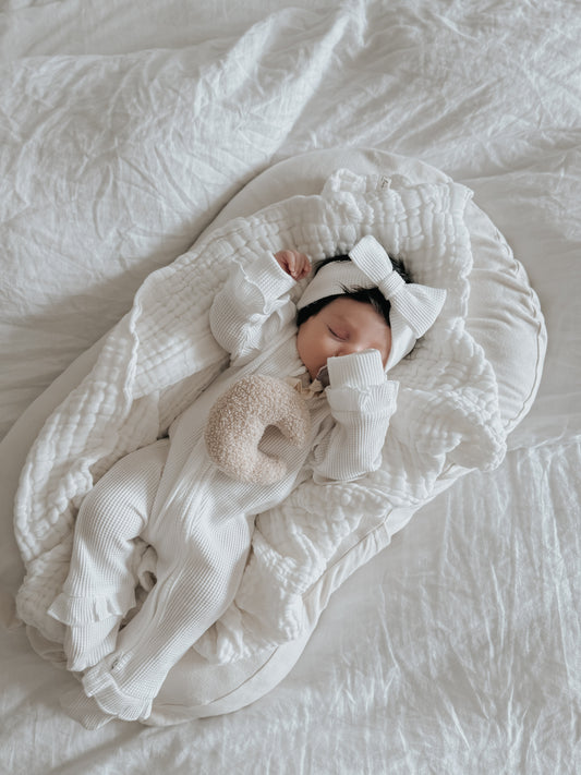 Luna + Luca Ruffle Waffle Set - White