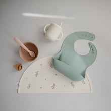Load image into Gallery viewer, Silicone Placemat
