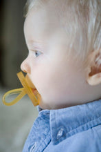 Load image into Gallery viewer, Natursutten Natural Rubber Original Pacifier- Orthodontic
