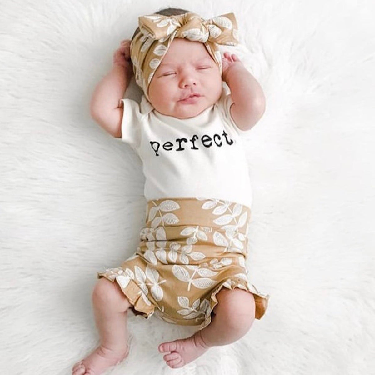 Perfect Organic Cotton Baby Bodysuit – Short Sleeve, Black or Clay, 0–24M
