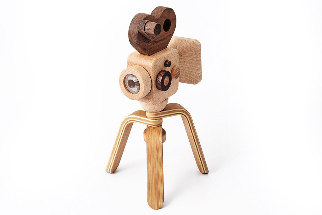 Super 16 Pro Wooden Toy Camera With Tripod