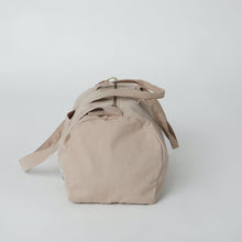 Load image into Gallery viewer, Terra Thread Aarde Eco-Friendly Gym Sports Camp Weekender Duffle Bag

