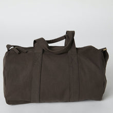 Load image into Gallery viewer, Terra Thread Aarde Eco-Friendly Gym Sports Camp Weekender Duffle Bag
