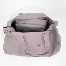 Load image into Gallery viewer, Terra Thread Aarde Eco-Friendly Gym Sports Camp Weekender Duffle Bag
