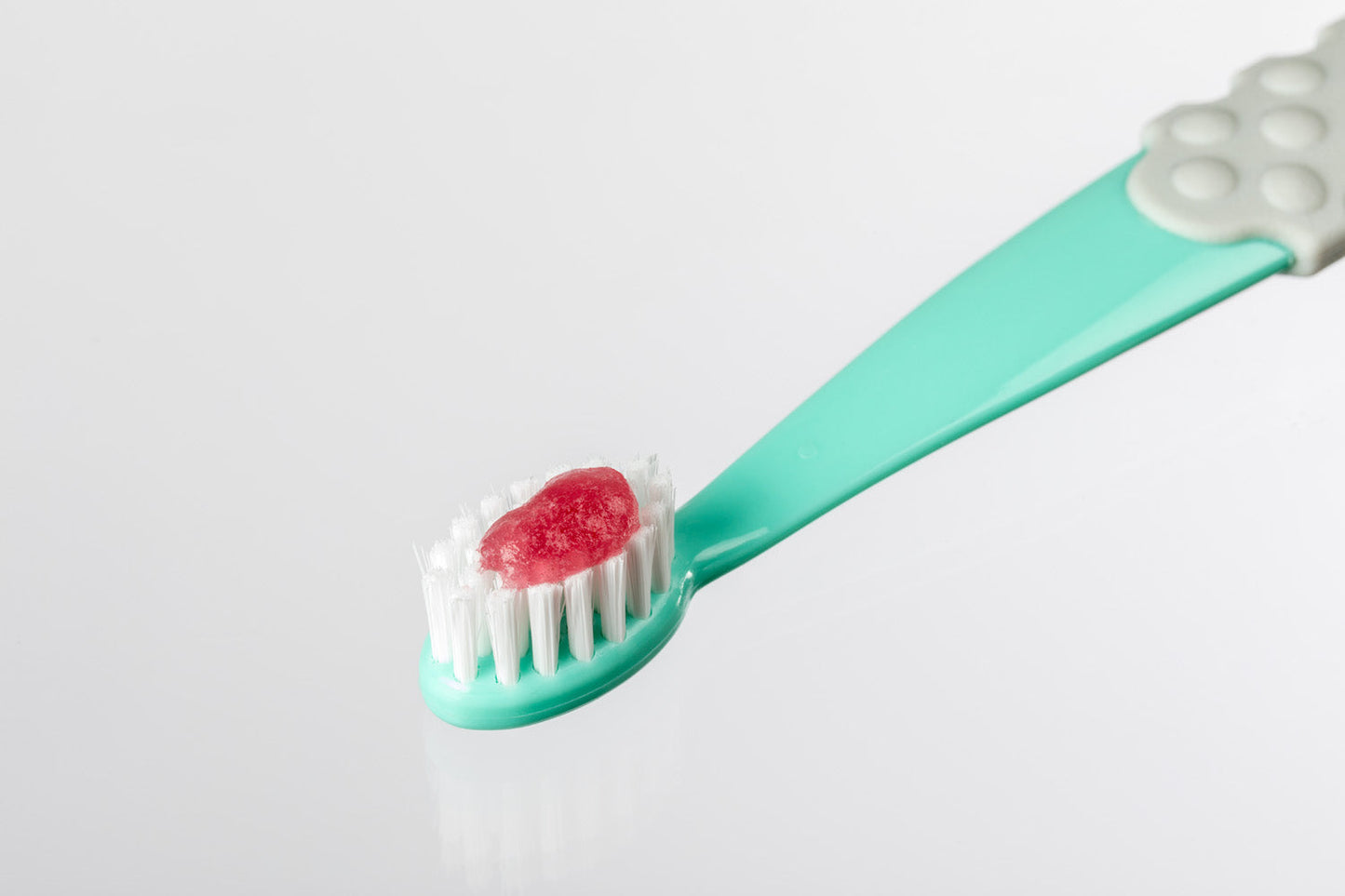 RADIUS USDA Organic Kids' Dragon Fruit Toothpaste