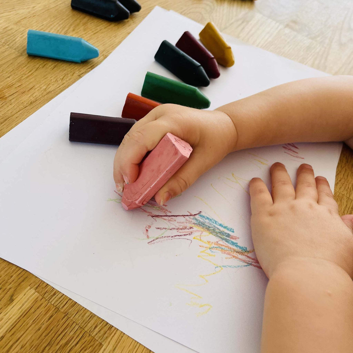 Honeysticks Triangle Beeswax Crayons – Easy-Grip, No-Roll, Non-Toxic, 8 Pack