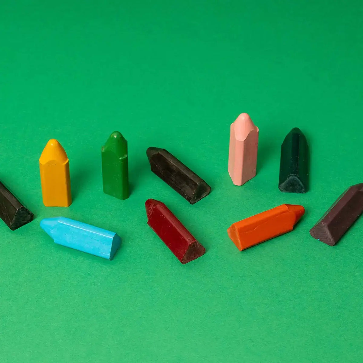 Honeysticks Triangle Beeswax Crayons – Easy-Grip, No-Roll, Non-Toxic, 8 Pack