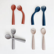 Load image into Gallery viewer, Haakaa Bendy Silicone Cutlery Set
