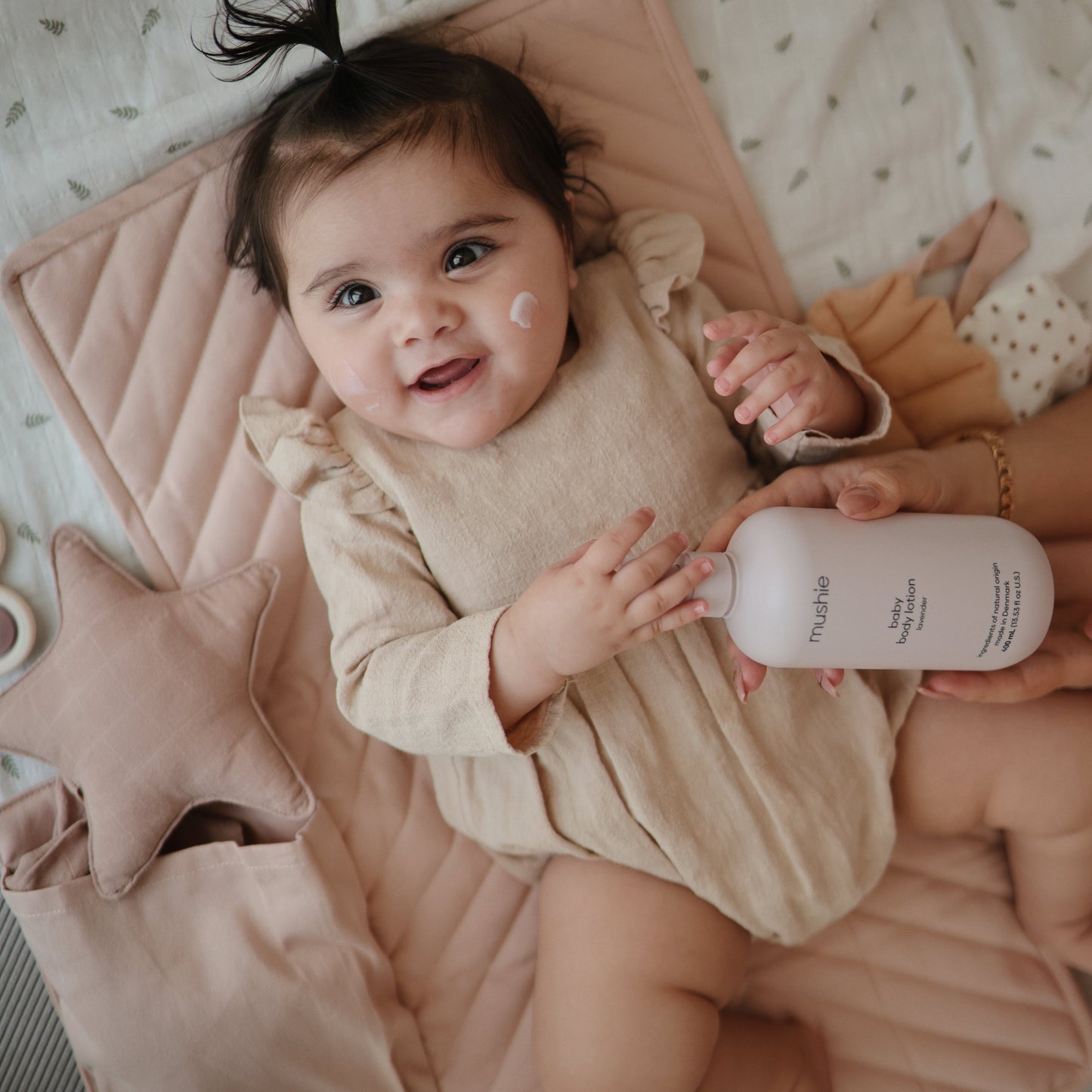 Mushie Organic Cotton Star Baby Lovey Security Blanket