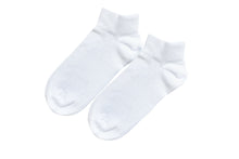 Load image into Gallery viewer, tittimitti® 98% ORGANIC COTTON Kid&#39;s Ankle Socks (5-pack). Ages 5 Through 12.
