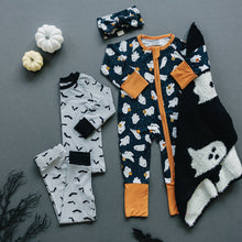 Load image into Gallery viewer, Mebie Baby Ghosts Halloween Bamboo Zipper Baby Onesie Pajamas
