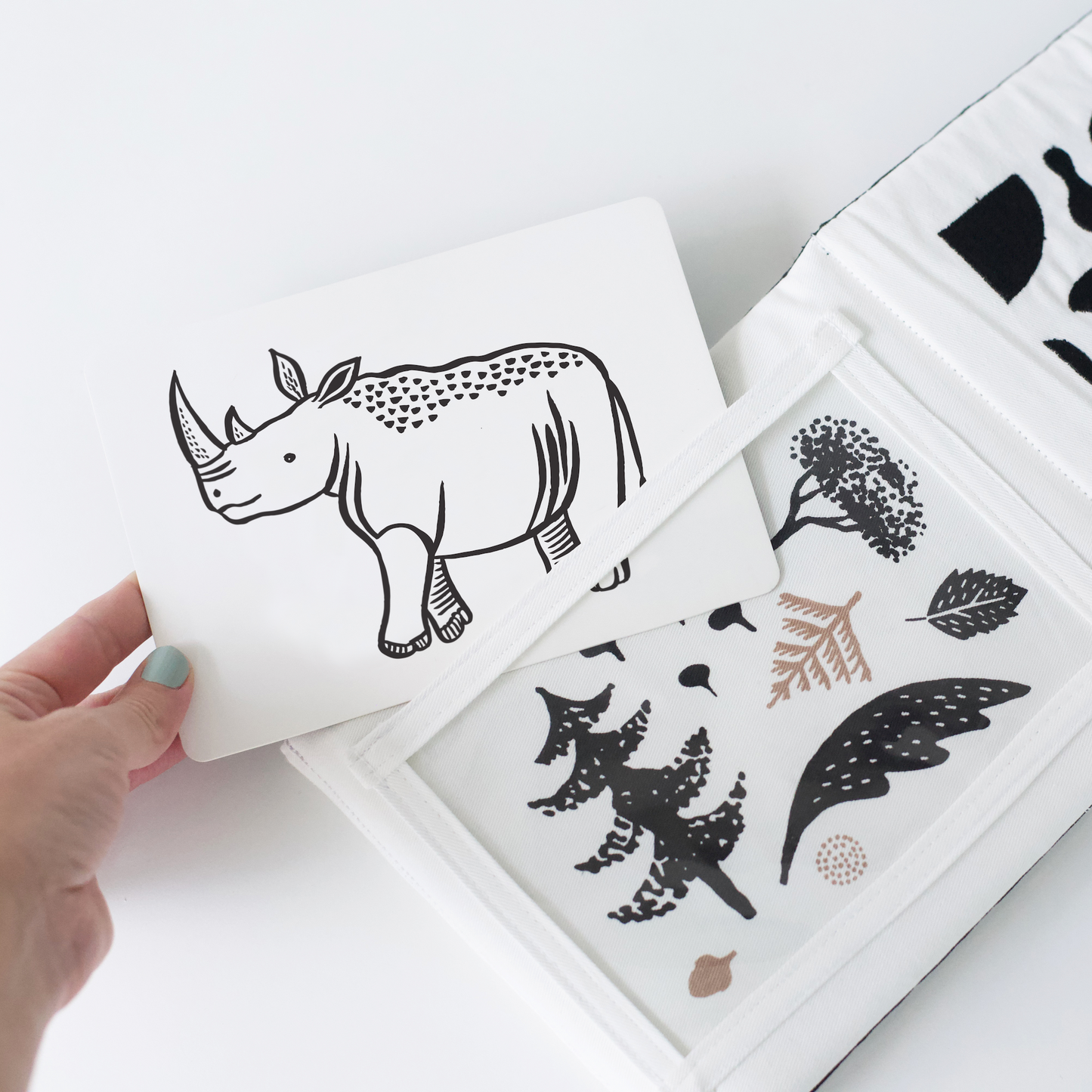 Wee Gallery Organic Eco-Friendly Newborn Baby Gift Set | Safari