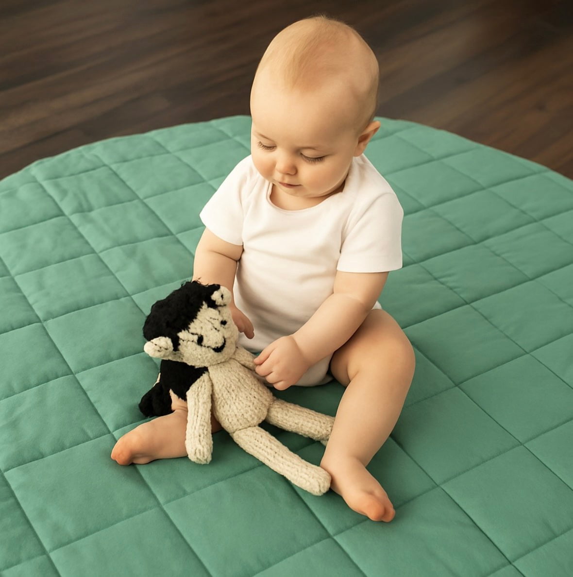 Finn + Emma Organic Play Mat | Round | Basil Green